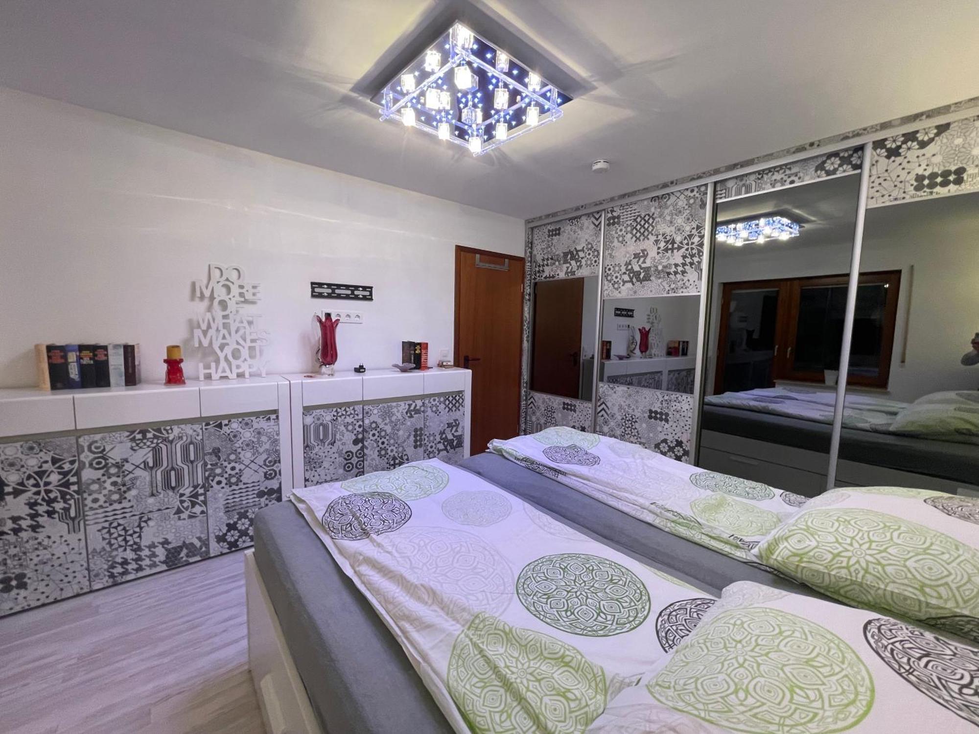 Wunderschoenes 2 Zimmer Apartment Zentrum Goldstadt Pforzheim Exteriér fotografie